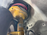 【ビルシュタイン製ダンパー&STIコイル】高速走行時の車両安定性を向上させてくれる人気の装備。街乗りの乗り心地も犠牲にせず、スポーティな走行をお楽しみいただけます♪