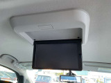 後席モニター