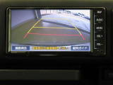 バックガイドモニターで、後方を確認しながら安心して駐車することができます。運転初心者も熟練者も必須の機能ですよ!