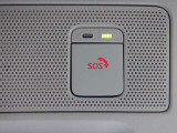 【SOSコール】急病時や危険を感じた時には、SOSコールスイッチを押してください。万が一の事故発生時には、エアバッグ展開と連動し自動通報されます。