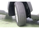 タイヤサイズ 215/60R17。