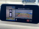 【360&deg;ビューモニター】専用のカメラにより、上から見下ろしたような視点で360度クルマの周囲を確認することができます☆死角部分も確認しやすく、狭い場所での切り返しや駐車もスムーズに行えます。