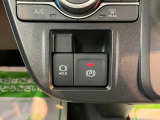 車両状態証明書修復歴の有無も一目瞭然。機能や内装・外装、走行距離、修復歴の有無をチェックし、クルマの状態を10段階にした車両状態証明書。数字や記号を使ってわかりやすく表示しています。