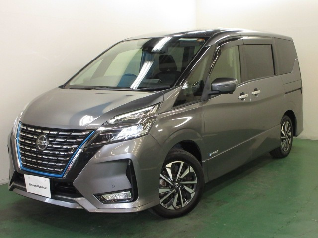 セレナ 1.2 e-POWER ハイウェイスターV 