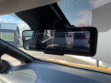 スマートルームミラーで後席や荷室が荷物で満載で後ろが見えないときでもこれなら安心