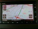 ホンダ純正ナビGathers(VXM-215Ci)を搭載。知らない、初めての道でも安心です。