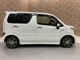 ■充実のアフターサービス■ 車の販売はもちろん、自社整備工場・自社鈑金工場・オイル交換&点検専門店舗を完備しておりますので納車後もお客様のカーライフをトータルでサポートいたします。