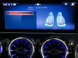 シンプルにまとめられたスイッチ類は、誰が乗ってもストレス無く操作が出来るようなデザインとなっております。