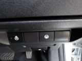 ステアリングヒーター機能有ります。