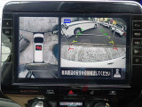 まるでお車を真上から見下ろしたかのような映像をナビに映し出してくれますので狭い駐車場でも周囲を確認する事が出来ますので非常に安心です♪