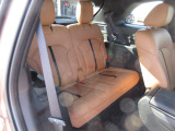3列目シートは2人掛けです。