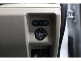 ☆電動格納ミラー☆車内からミラーを操作できるため、外に出て調整する必要がなくなります