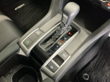 発進時から滑らかに加速する無段階変速のCVTはストップ&ゴーの多い街の中も快適です