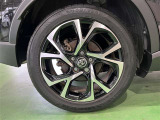 純正アルミホイールで足元バッチリ