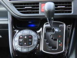 デュアルオートエアコン搭載☆運転席と助手席でエアコンが独立しているのでドライバーも同乗者もより快適にドライブができます♪