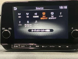 【メーカーナビ】9インチの大画面モニターを搭載し、Apple CarPlayへのワイヤレス接続やAndroid Autoにも対応。