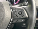 【レーダークルーズコントロール】高速道路での長距離走行が楽に!!自動で速度を保つクルーズコントロールが、衝突軽減システムと連携し、前方の車両を感知して車間を保つように速度調節してくれます!!