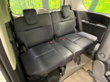 3列目シートはもちろん状態良好☆大人でもゆったりと座って頂けますので、大人数でのお出かけもラクラクです♪ご家族で、気の知れた仲間で、ドライブに行くのが楽しみですね♪