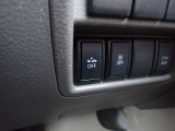 エマージェンシーブレーキは、前方の車両や歩行者を検知し衝突の可能性が高まると自動的に緊急ブレーキを作動させ衝突時の被害や傷害を軽減してくれますので安心です♪