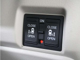 ◆アダプティブクルーズコントロール◆予め設定した車速内でクルマが自動的に加減速。前走車との適切な車間距離を維持しながら追従走行します。【LKAS】車線維持支援システムでステアリング操作を支援。
