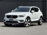 XC40 T4 AWD モメンタム 4WD サンルーフ