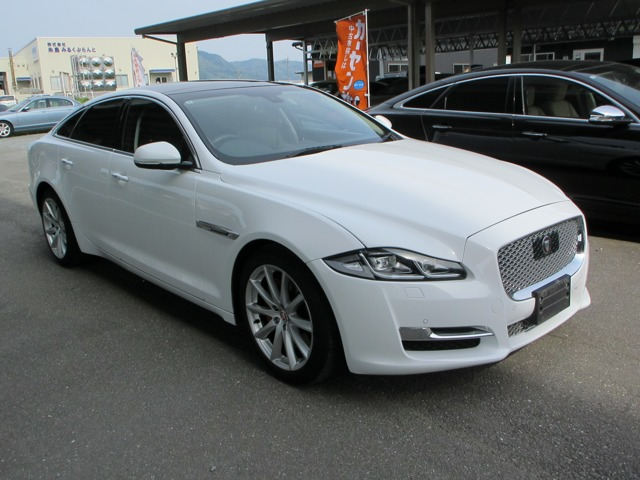 XJ XJ プレミアム ラグジュアリー 後期モデル LEDライト