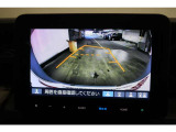 【バックカメラ】後方の映像がモニターで確認できます。駐車が苦手な方にお勧めの補助機能です。