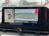 アラウンドビューモニターが、駐車をサポートしてくれますよ!