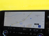 純正ナビを装着。(フルセグTVの視聴、Bluetoothの接続可能)