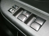 全席パワーウィンドウ!!運転席側オート機能付、助手席側操作機能を止める、スイッチ付き。
