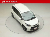 両側パワースライドドア付きだから、狭い駐車スペースなどでの乗り降りラクラク♪小さなお子さまのいるご家庭には嬉しい装備です。