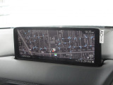 マツダコネクトの10.25インチワイドセンターディスプレイです。『Android Auto』『Apple CarPlay』や独自のコネクテッドサービスに対応したインターフェイスシステムです。