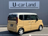 後席ガラスとリアガラスは、車内が見え難いプライバシーダークガラスになっています。紫外線から乗員を保護し、外部からのプライバシーも守ってくれますよ☆