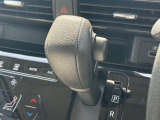 手に馴染みやすく、操作感が良いシフトレバーです!! 是非1度操作をご実感下さい!!