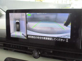 周囲の状況が分かるアラウンドビューモニター搭載。苦手な縦列駐車もこれがあれば安心ですね。