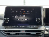 Bluetooth対応の日産純正ナビなのでスマホの音楽を車内で聴けるのでお出かけの時もお気に入りの曲を聴きながらノリノリドライビング♪