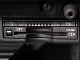★ETC(DSRC)が装備されています!!社外品とは違い収まりの良いデザインが人気!高速道路を利用する際は必需品ですよね!!ストレス無く料金所を通過出来ます!!