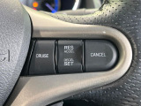 【クルーズコントロール】高速道路もラクラク走行。アクセルを離しても一定速度で走行ができ、長距離運転時の負担を軽減!加速・減速も簡単なスイッチ操作で調整できます。