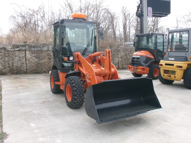 日立 ホイールローダー 日立建機 ミニホイールローダ ZW30-5B