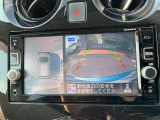 【アラウンドビューモニター】専用のカメラにより、上から見下ろしたような視点で360度クルマの周囲を確認することができます☆死角部分も確認しやすく、狭い場所での切り返しや駐車もスムーズに行えます。
