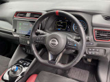 リーフの運転席周りの画像です。興味がわいて来ませんか?ゆっくり、じっくりご覧下さい。