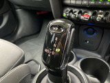 車両の詳細、ご質問につきましては、弊社営業スタッフまでお気軽にご連絡下さいませ。遠方のお客様には実車の詳細画像送信も承ります。