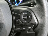 衝突回避支援パッケージ 「歩行者検知機能付(被害軽減)ブレーキ」「車線逸脱アラート」「ハイ/ロービーム自動切換え」「車間を保って追従走行」を搭載 ※システムを過信せず安全運転を心がけてください