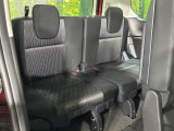 3列目シートはもちろん状態良好☆大人でもゆったりと座って頂けますので、大人数でのお出かけもラクラクです♪ご家族で、気の知れた仲間で、ドライブに行くのが楽しみですね♪