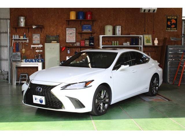 ES 300h Fスポーツ 