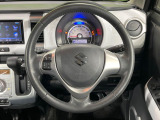 【純正革巻きステアリング】上質な革を使用することで、手にしっかり馴染みとても運転しやすいハンドルです♪