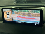 【360&deg;ビューモニター】専用のカメラにより、上から見下ろしたような視点で360度クルマの周囲を確認することができます☆死角部分も確認しやすく、狭い場所での切り返しや駐車もスムーズに行えます。