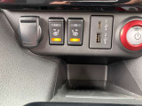 運転席、助手席にシートヒーター装備。冬場の寒い時に座面を温めてくれます。