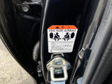 SRSサイドエアバッグのシールです。運転席助手席対応です。