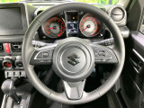 【純正革巻きステアリング】上質な革を使用することで、手にしっかり馴染みとても運転しやすいハンドルです♪